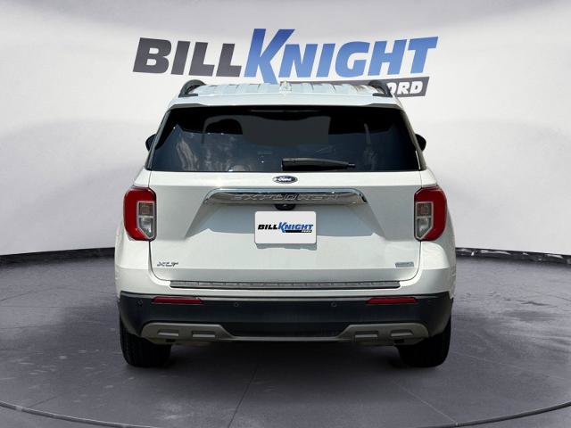 Certified 2020 Ford Explorer XLT w/ Equipment Group 202A RWD image 4