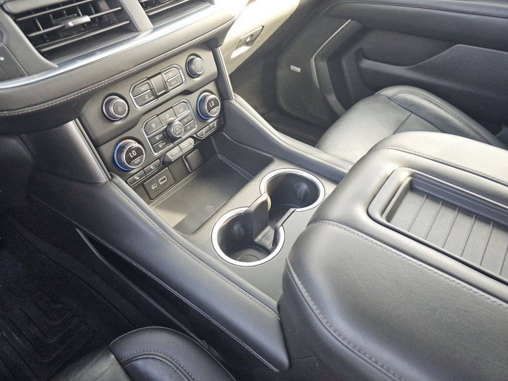 Used 2021 Chevrolet Tahoe LT image 32