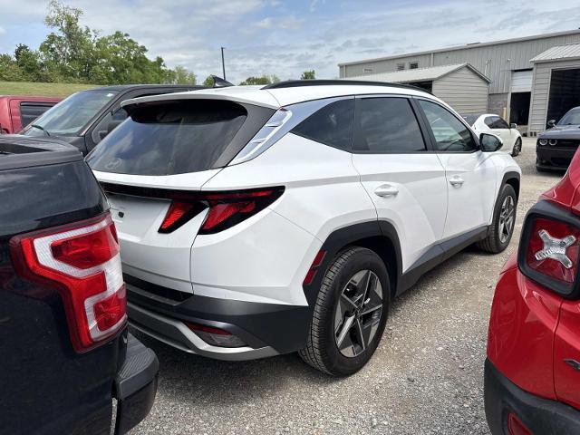Used 2025 Hyundai Tucson SEL FWD image 4