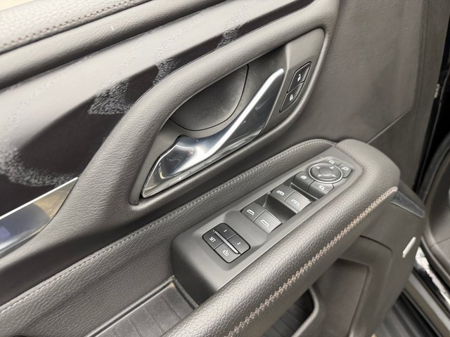 Used 2021 GMC Yukon Denali image 11