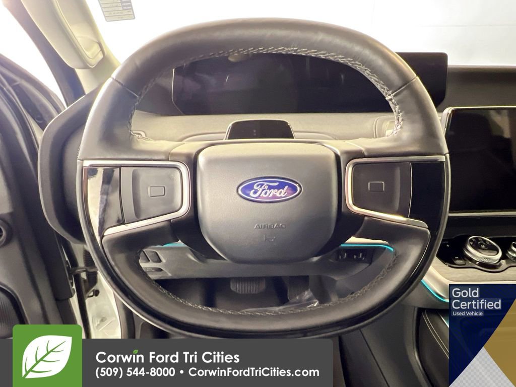 Certified 2025 Ford Expedition Max Platinum AWD/4WD image 8