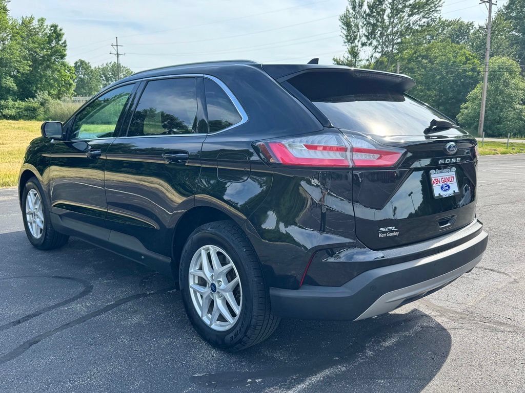 Certified 2022 Ford Edge SEL w/ Convenience Package AWD/4WD image 11