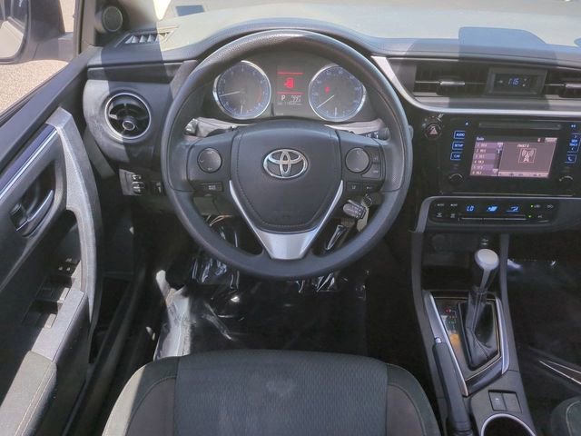 Used 2018 Toyota Corolla LE image 15