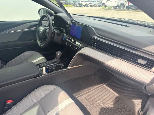 Used 2026 Toyota Camry SE FWD image 28