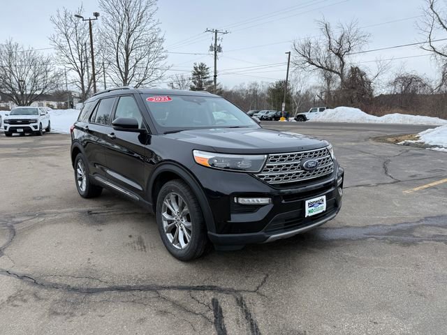Certified 2023 Ford Explorer Limited w/ Equipment Group 301A image 2