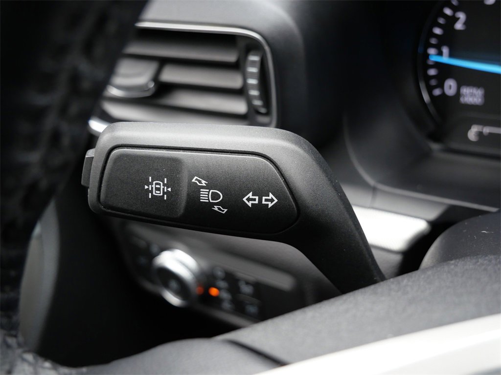 Certified 2022 Ford Explorer XLT w/ Equipment Group 202A image 25