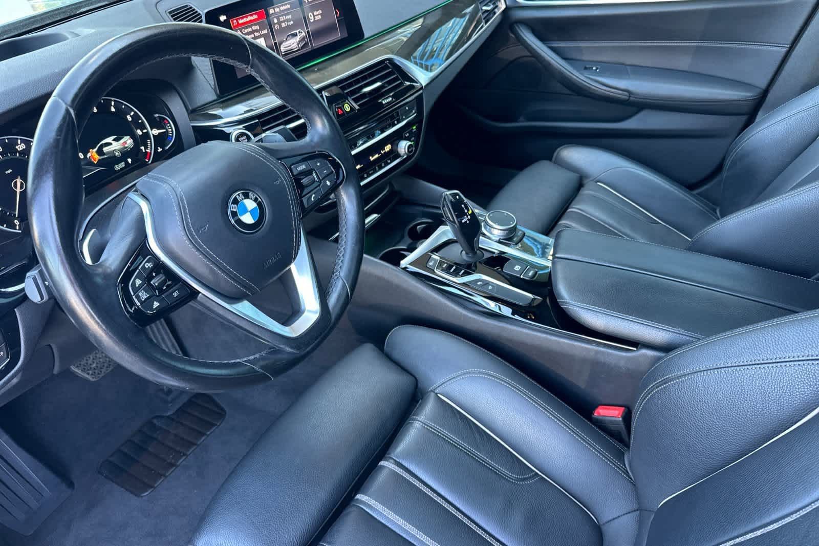 Used 2019 BMW 530i 530i w/ Convenience Package image 12