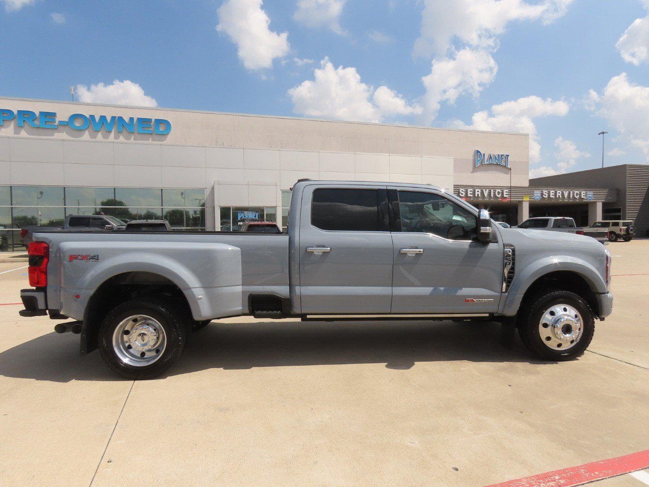 Certified 2026 Ford F450 Platinum w/ Platinum Plus Package AWD/4WD image 10