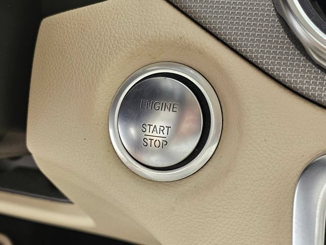 Used 2020 Mercedes-Benz GLA 250 4MATIC image 32
