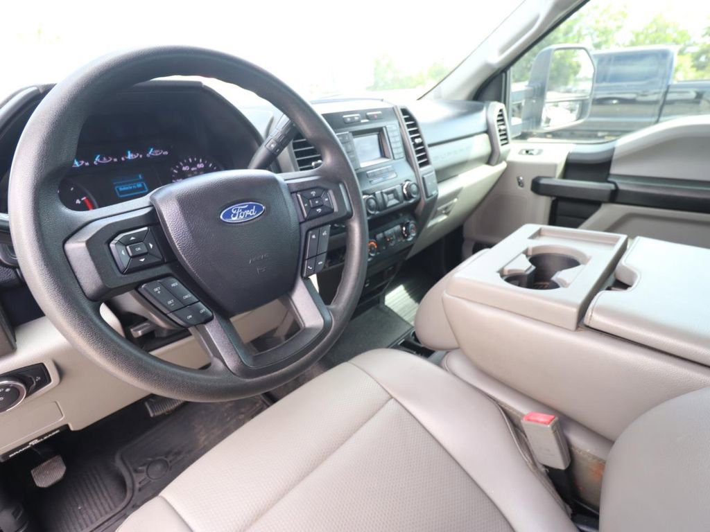 Certified 2019 Ford F450 XL w/ XL Value Package image 4