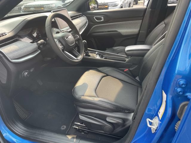 Used 2024 Jeep Compass Latitude AWD/4WD image 24