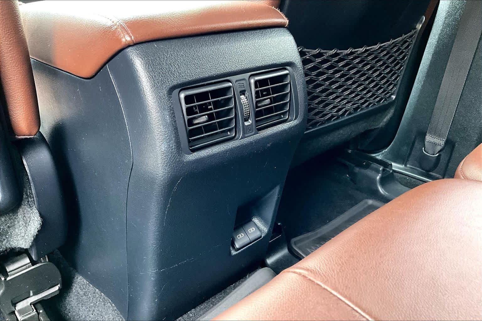 Used 2023 Toyota 4Runner Limited AWD/4WD image 35