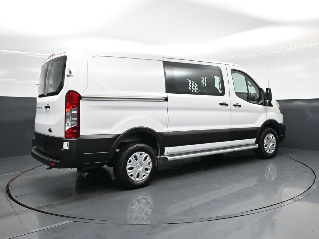 Certified 2025 Ford Transit 250 Low Roof w/ Exterior Upgrade Package RWD image 17