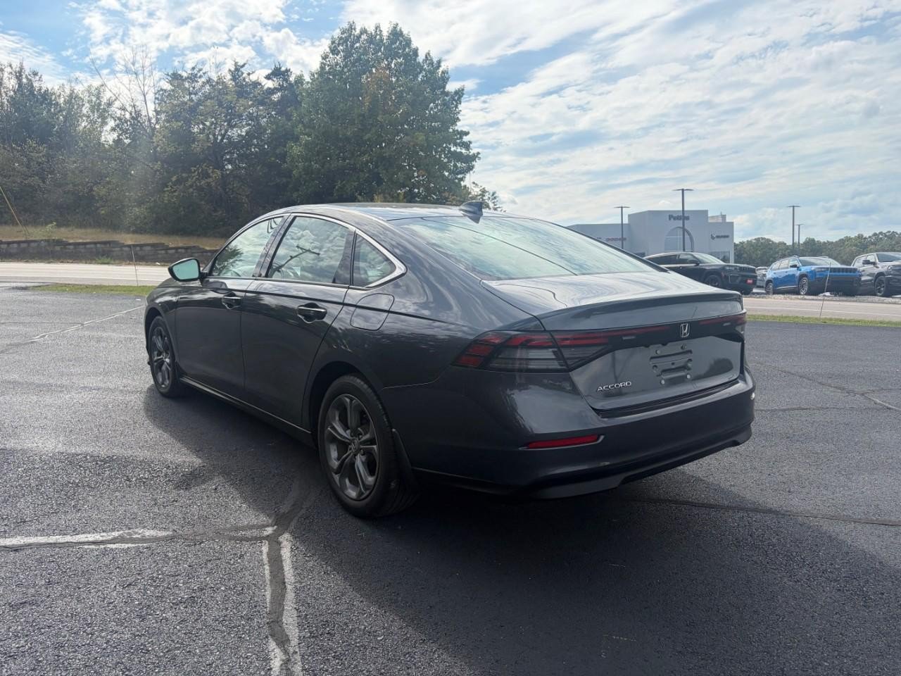 Used 2024 Honda Accord EX image 3