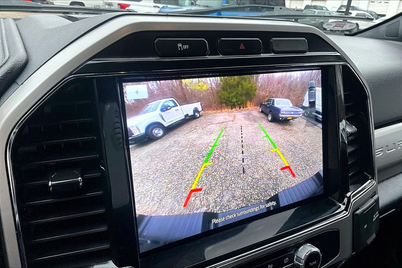 Certified 2022 Ford F350 Lariat w/ Lariat Ultimate Package AWD/4WD image 23