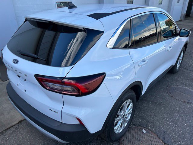 Certified 2023 Ford Escape Active w/ Tech Pack #2 AWD/4WD image 5