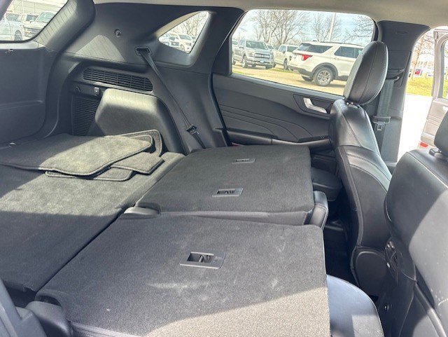 Certified 2023 Ford Escape Platinum image 32
