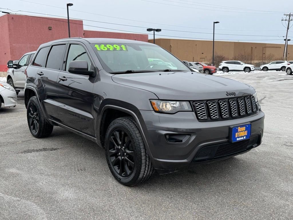 Used 2018 Jeep Grand Cherokee Altitude image 1