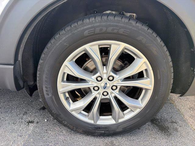 Certified 2020 Ford Explorer XLT w/ Equipment Group 202A AWD/4WD image 25