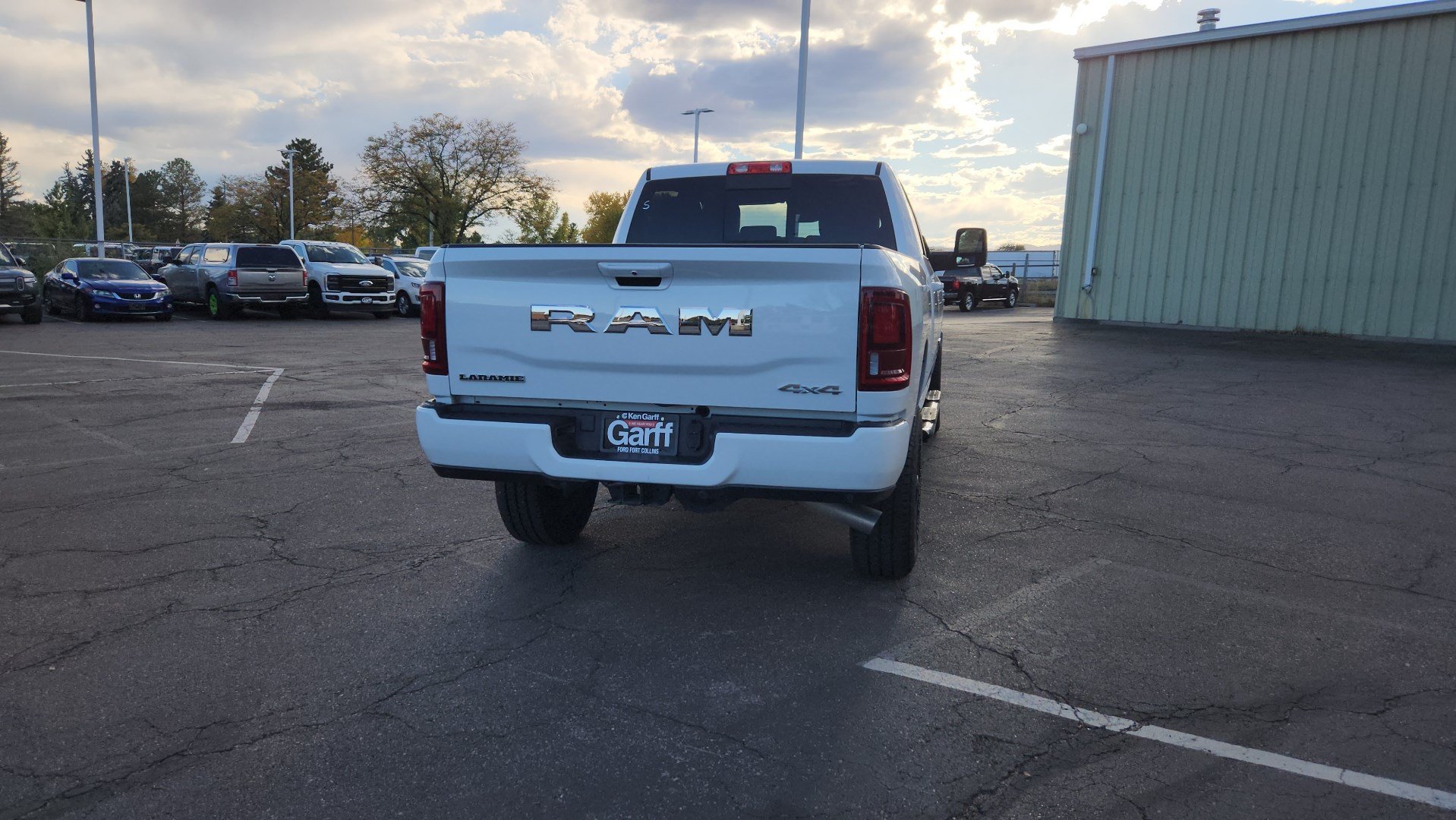 Used 2025 RAM 2500 Laramie AWD/4WD image 9