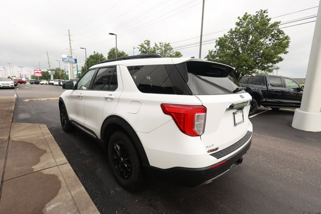 Certified 2021 Ford Explorer XLT w/ Equipment Group 202A AWD/4WD image 5