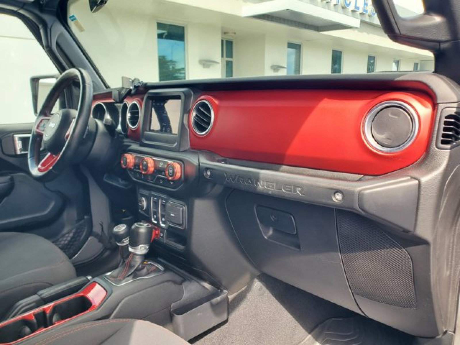 Used 2020 Jeep Wrangler Rubicon AWD/4WD image 26