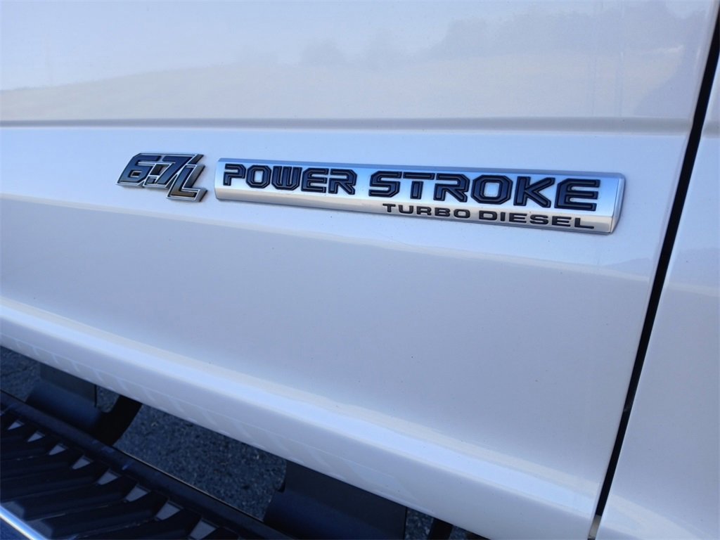 Certified 2019 Ford F250 Lariat w/ Chrome Package image 17