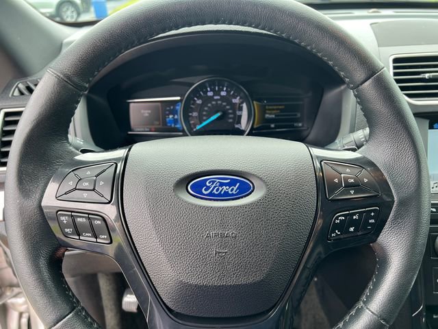 Certified 2017 Ford Explorer XLT w/ Equipment Group 202A AWD/4WD image 15