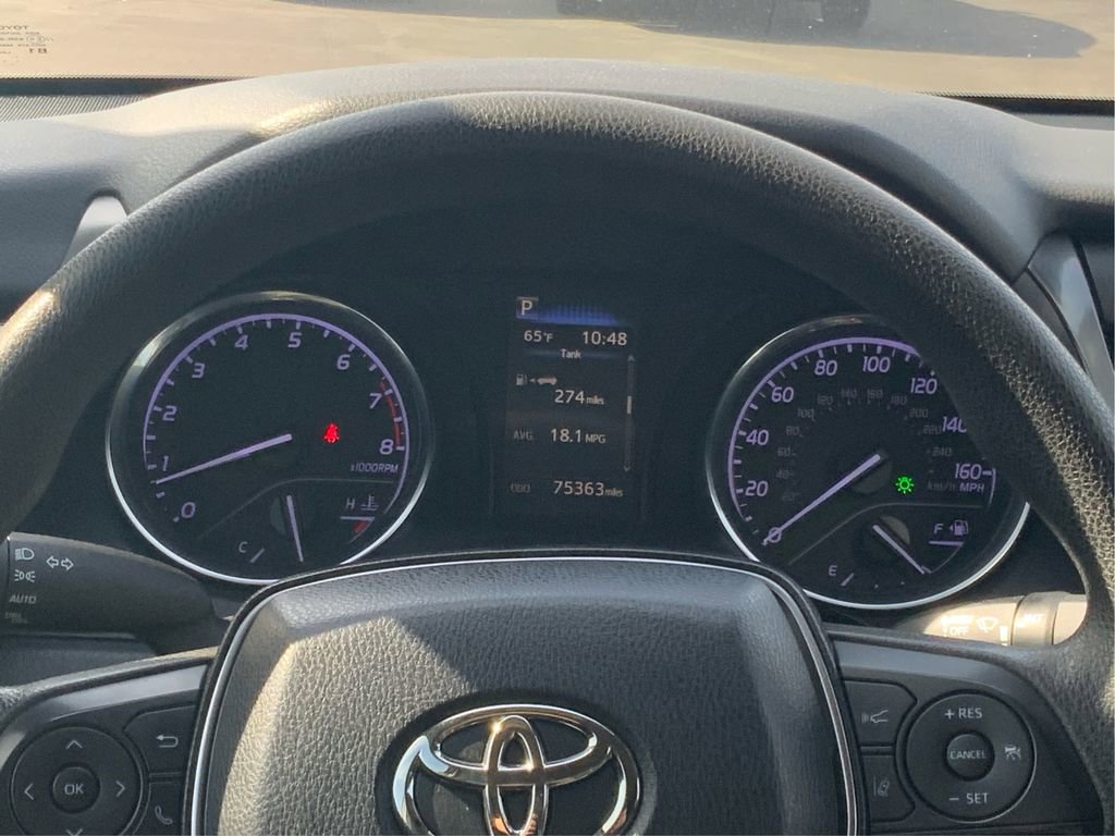 Used 2019 Toyota Camry LE image 18
