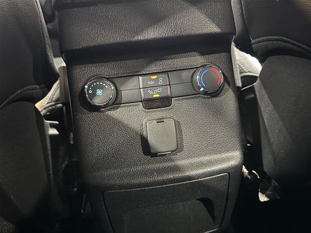 Certified 2017 Ford Explorer XLT w/ Equipment Group 202A AWD/4WD image 36