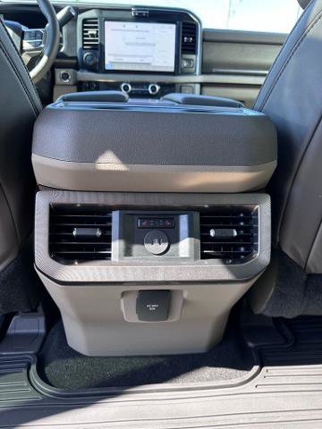 Certified 2026 Ford F450 Platinum w/ Platinum Plus Package AWD/4WD image 29