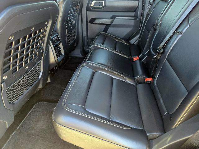 Certified 2025 Ford Bronco Badlands AWD/4WD image 32