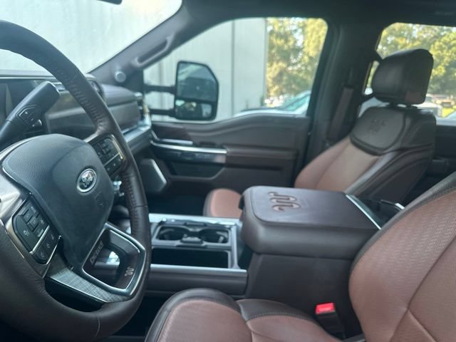 Certified 2024 Ford F250 King Ranch w/ FX4 Off-Road Package AWD/4WD image 17