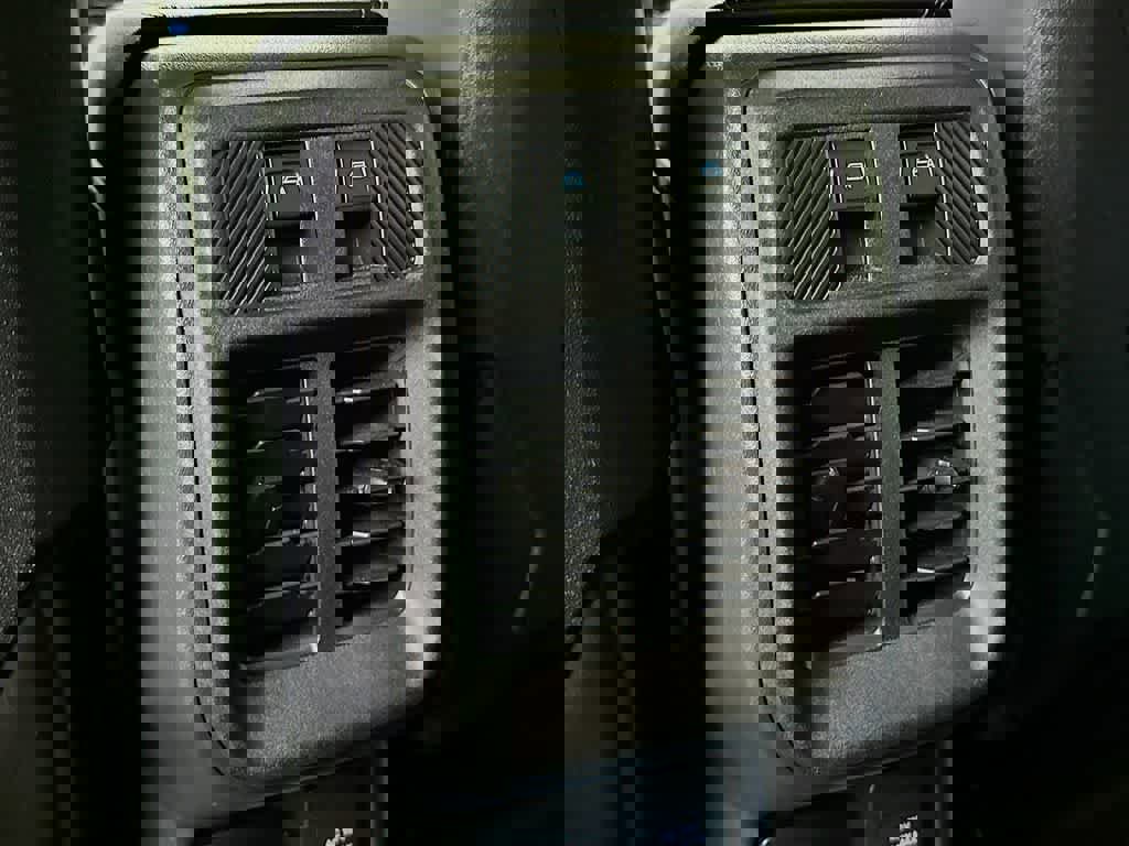 Certified 2025 Ford Bronco Raptor w/ Interior Carbon Fiber Pack image 16