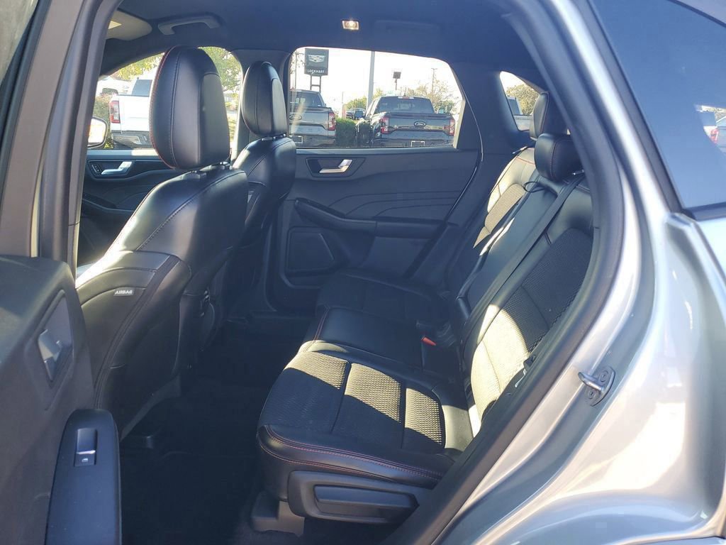 Certified 2023 Ford Escape ST-Line image 10