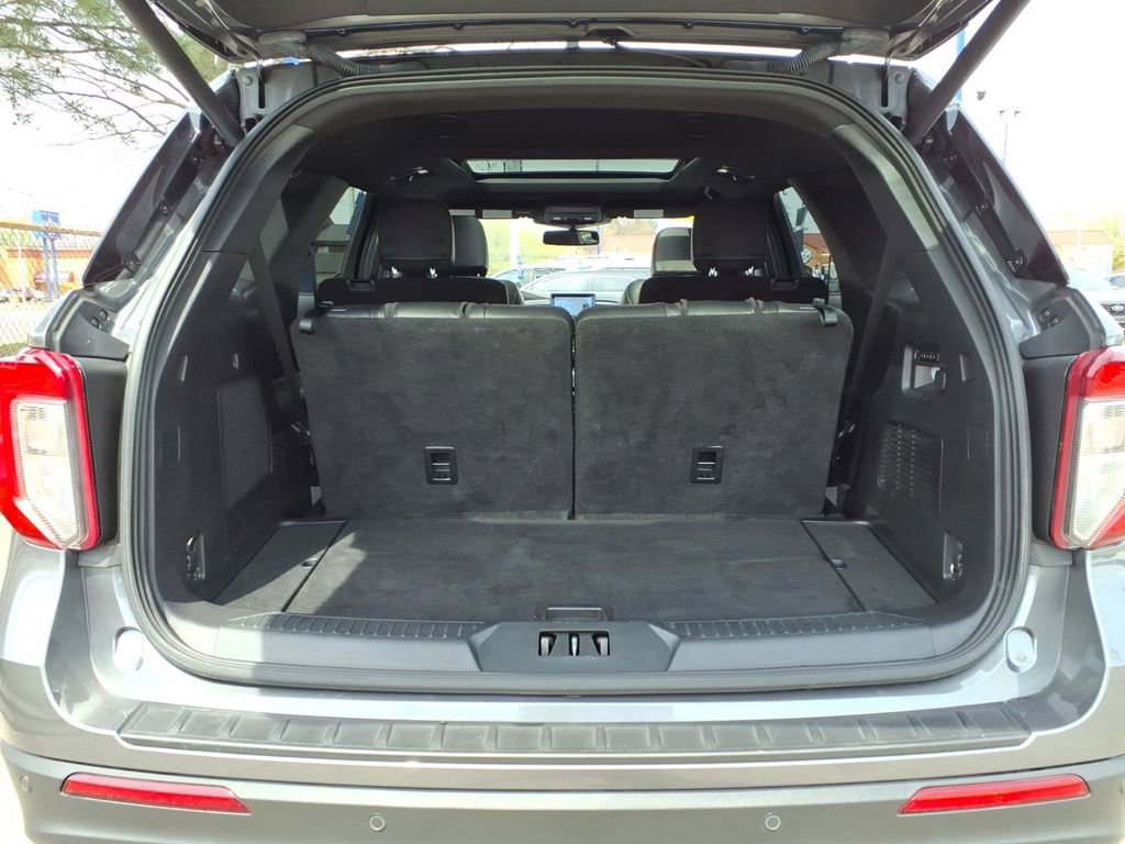 Certified 2022 Ford Explorer ST w/ Equipment Group 401A AWD/4WD image 10