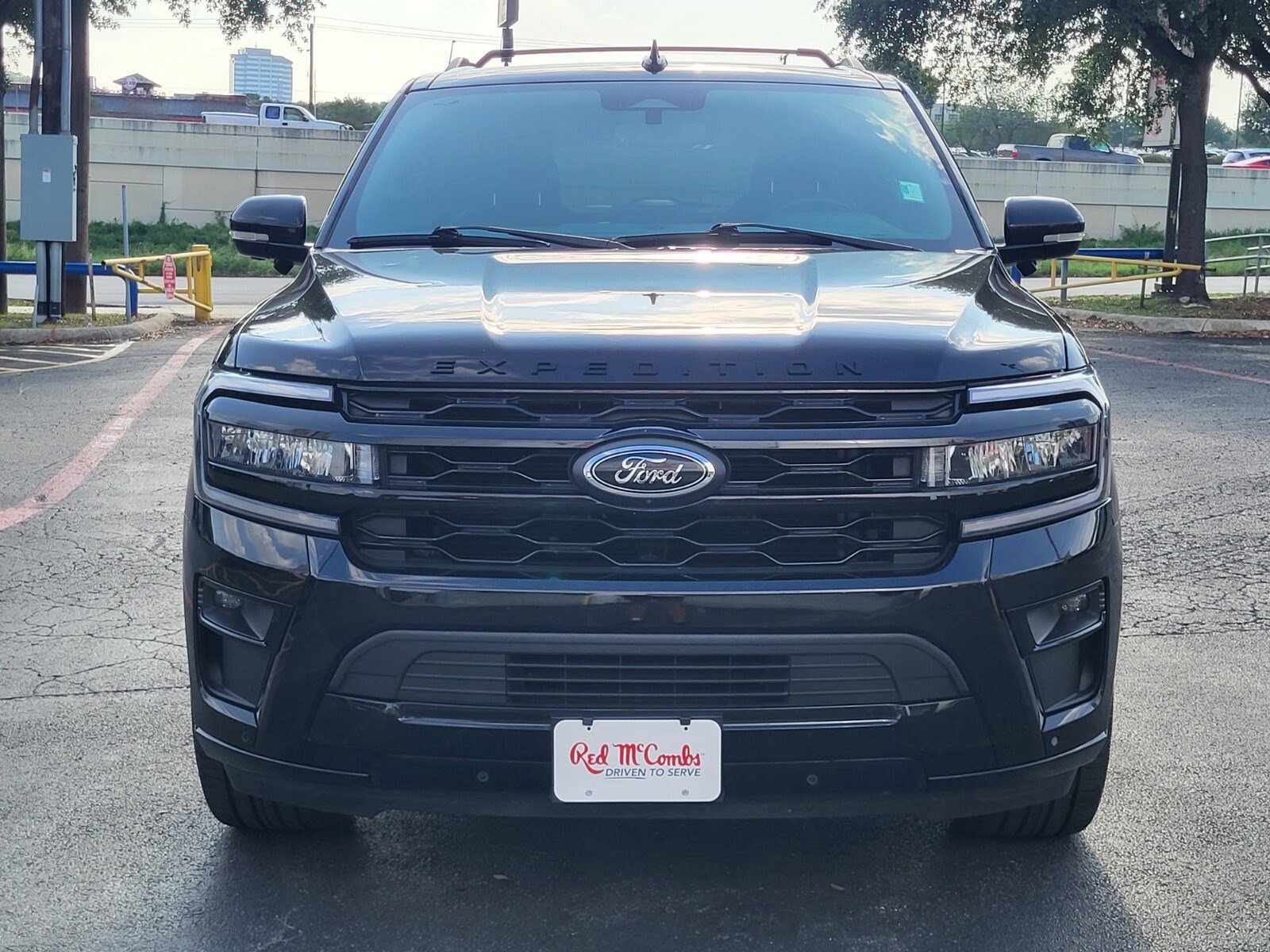 Certified 2023 Ford Expedition Max Limited RWD image 8
