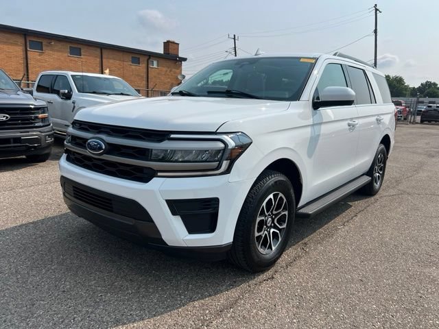 Certified 2024 Ford Expedition XLT AWD/4WD image 30