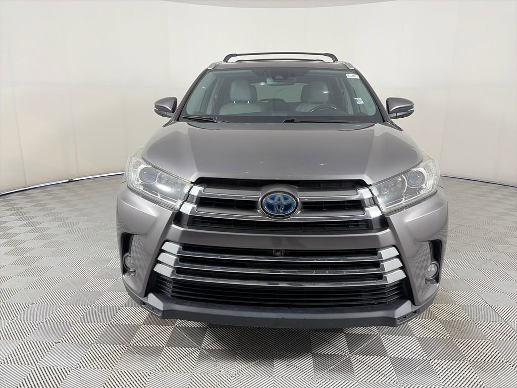 Used 2018 Toyota Highlander Limited Platinum image 2