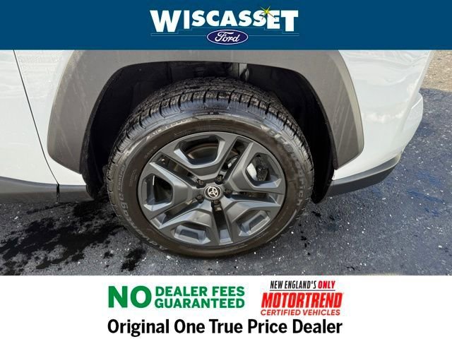 Used 2024 Toyota RAV4 Adventure image 28