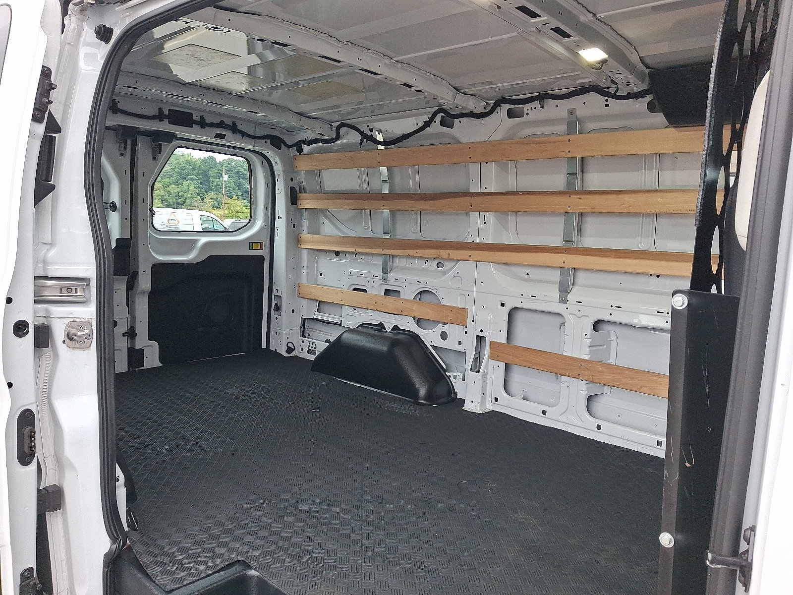 Certified 2025 Ford Transit 250 Low Roof w/ Exterior Upgrade Package RWD image 11
