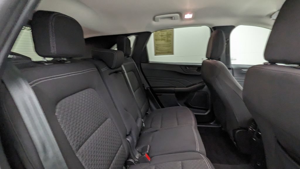 Certified 2023 Ford Escape Active w/ Cold Weather Package FWD image 34