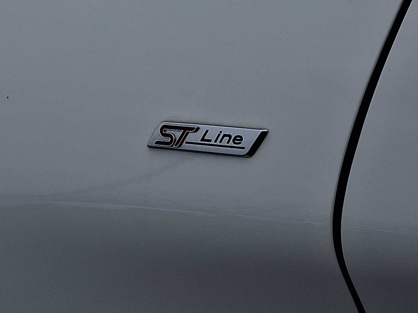 Certified 2023 Ford Explorer ST-Line w/ Class IV Trailer Tow Package image 34