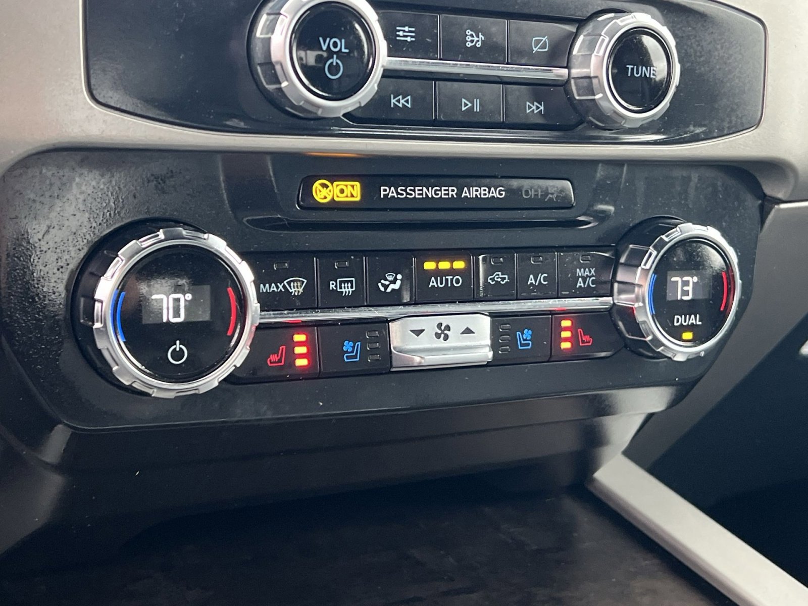 Certified 2022 Ford F350 Lariat w/ Lariat Ultimate Package image 21