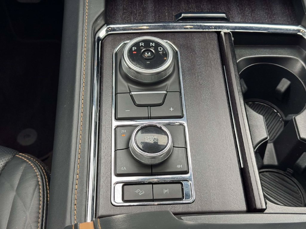 Certified 2023 Ford Expedition Platinum AWD/4WD image 8