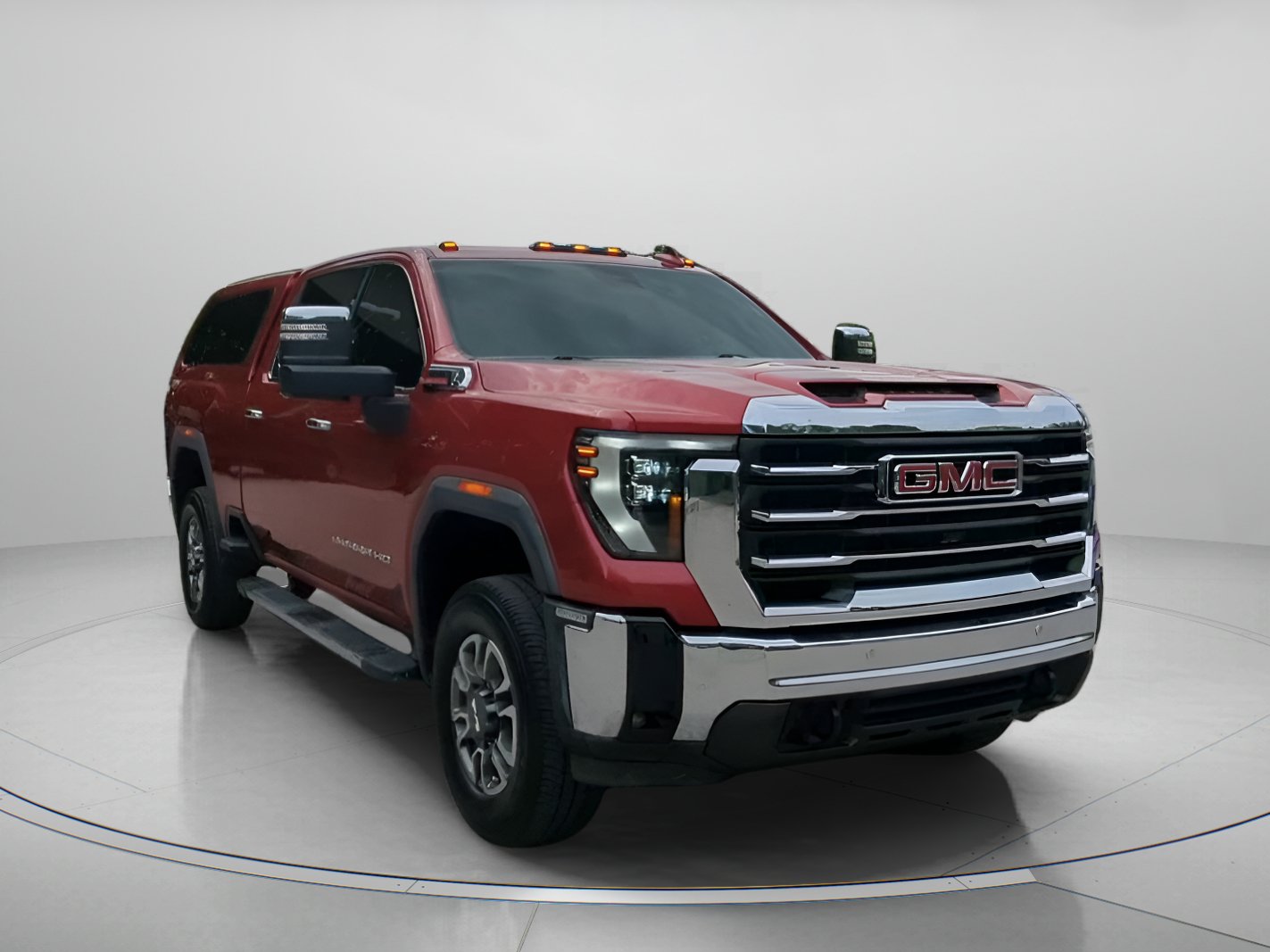 Used 2024 GMC Sierra 2500 SLT w/ SLT Premium Package AWD/4WD image 4
