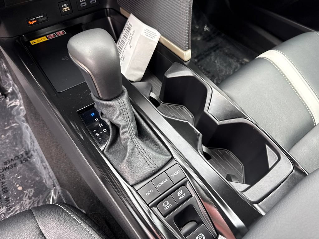 Used 2026 Toyota Camry SE w/ Multimedia Upgrade Package FWD image 30