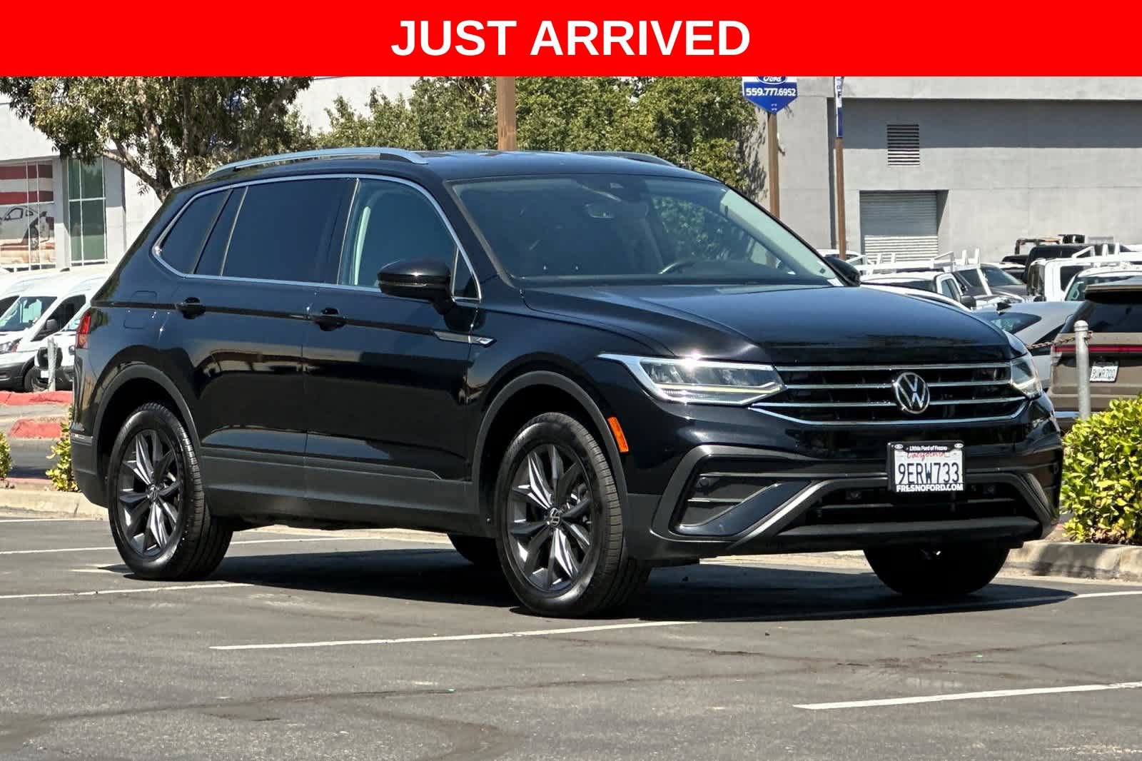 Used 2023 Volkswagen Tiguan SE AWD/4WD image 10