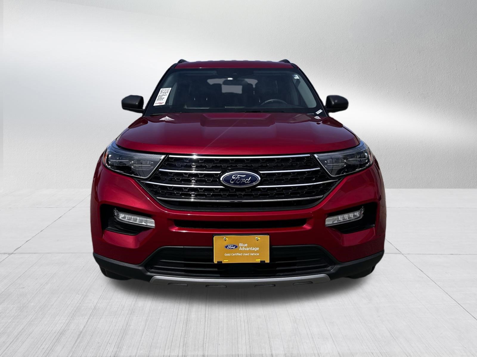 Certified 2022 Ford Explorer XLT w/ Equipment Group 202A AWD/4WD image 2