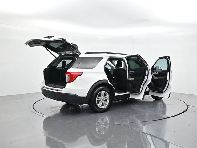 Certified 2021 Ford Explorer XLT RWD image 52